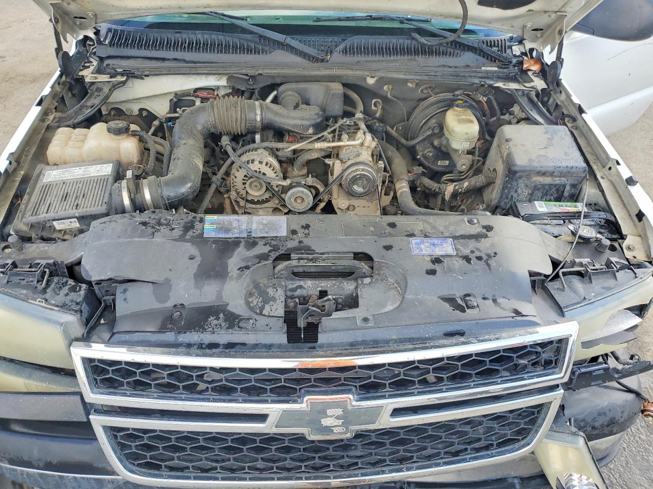 2006 CHEVROLET SILVERADO C1500 photo 11