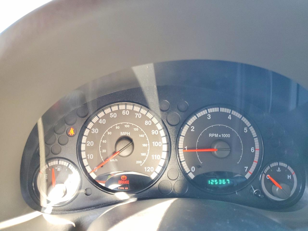 2005 JEEP LIBERTY SPORT photo 17