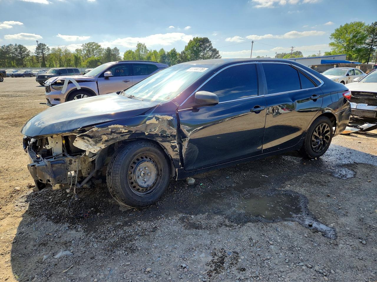 2016 TOYOTA CAMRY