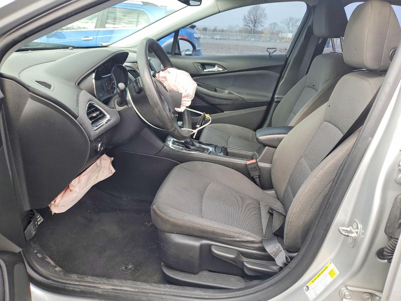 2019 CHEVROLET CRUZE LS photo 19