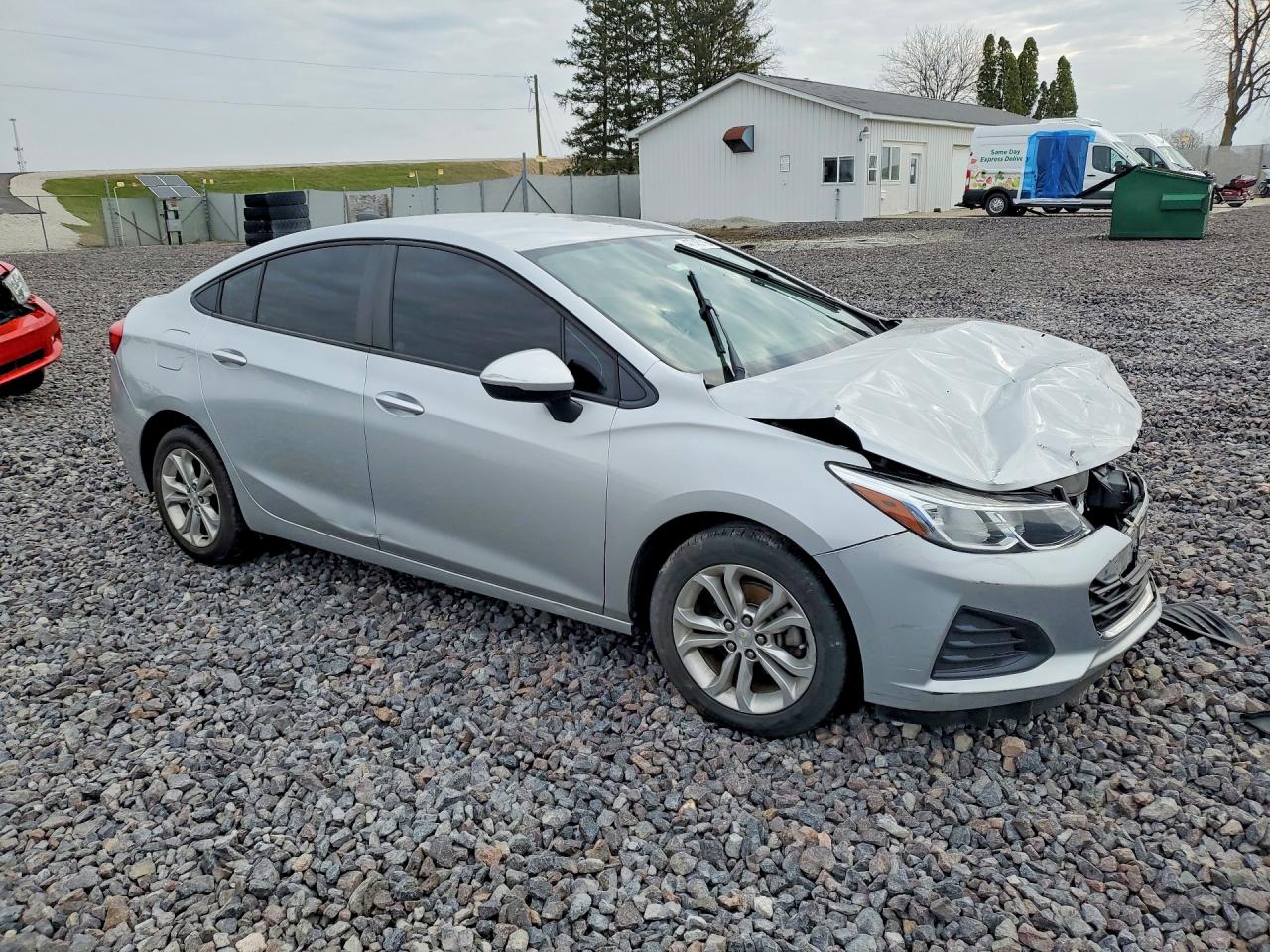 2019 CHEVROLET CRUZE LS photo 10