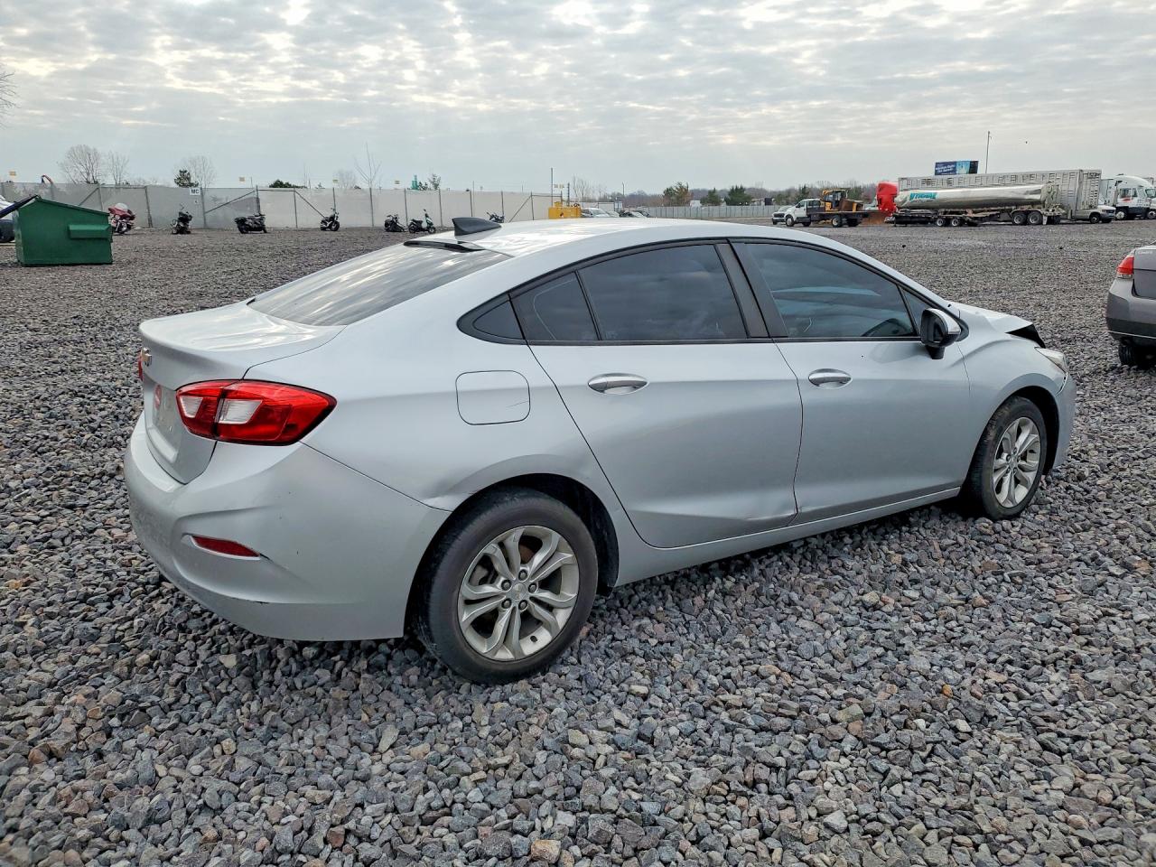 2019 CHEVROLET CRUZE LS photo 7