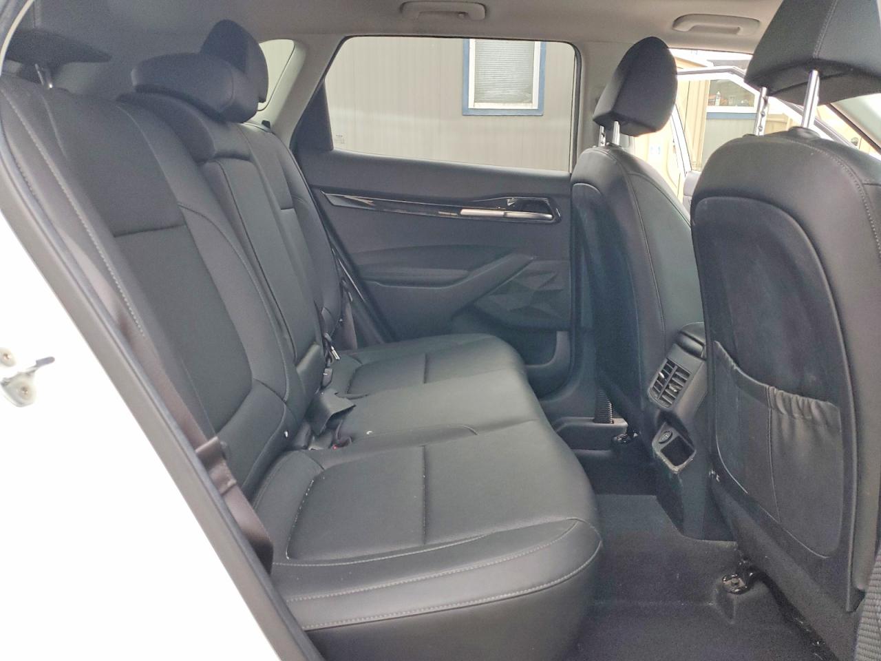 2023 KIA SELTOS EX photo 11