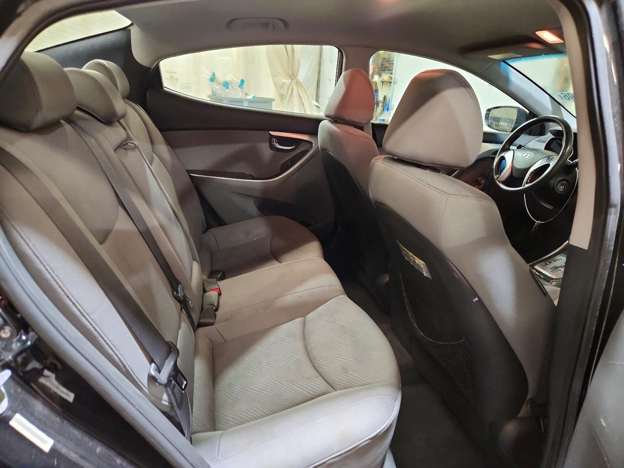 2013 HYUNDAI ELANTRA GLS photo 28