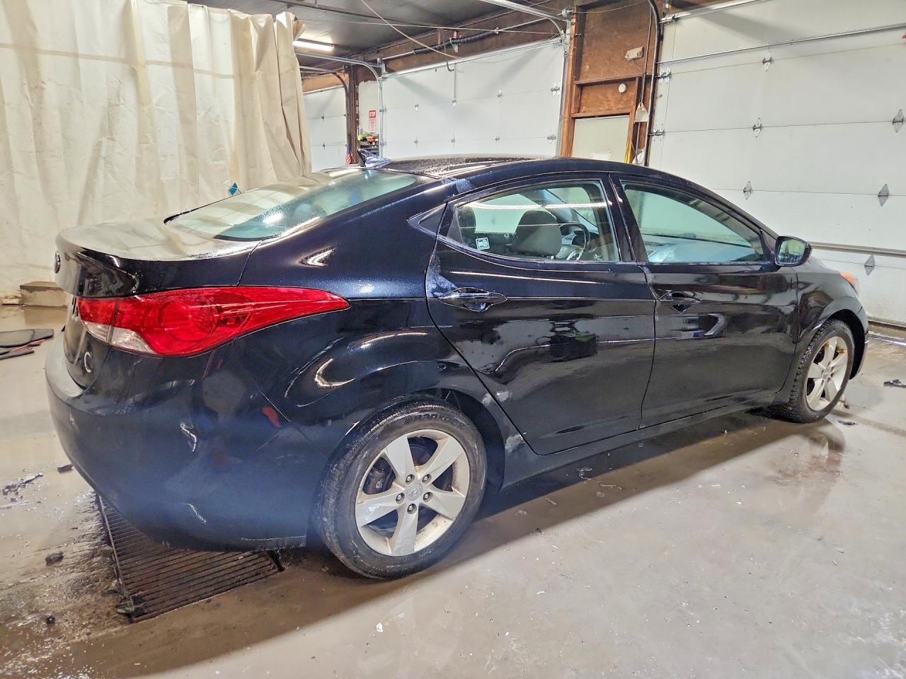 2013 HYUNDAI ELANTRA GLS photo 7