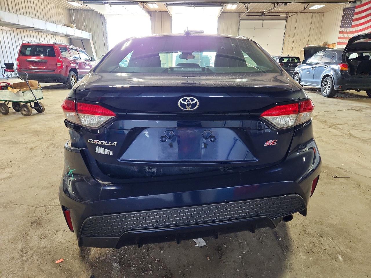 2021 TOYOTA COROLLA SE photo 6