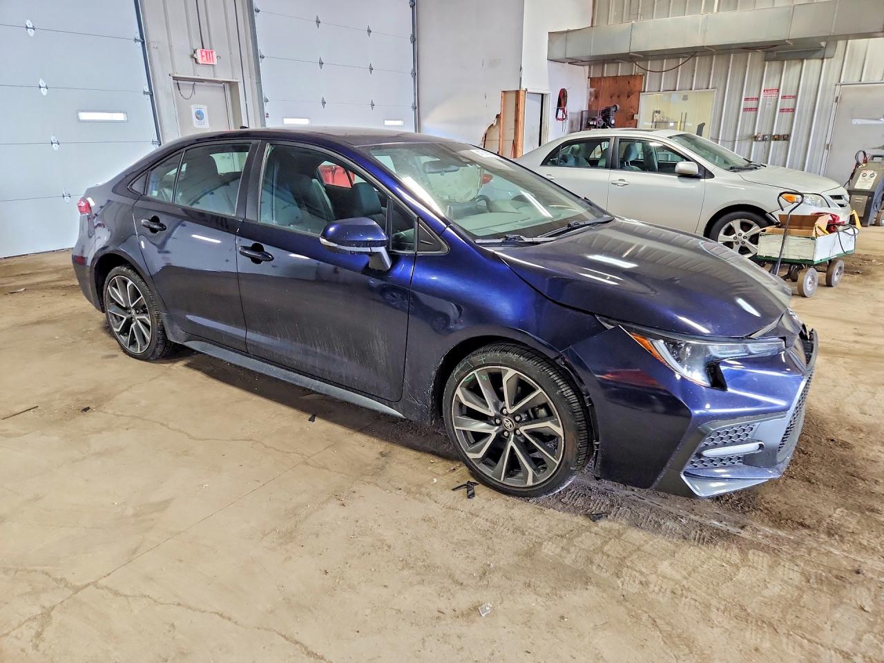 2021 TOYOTA COROLLA SE photo 4