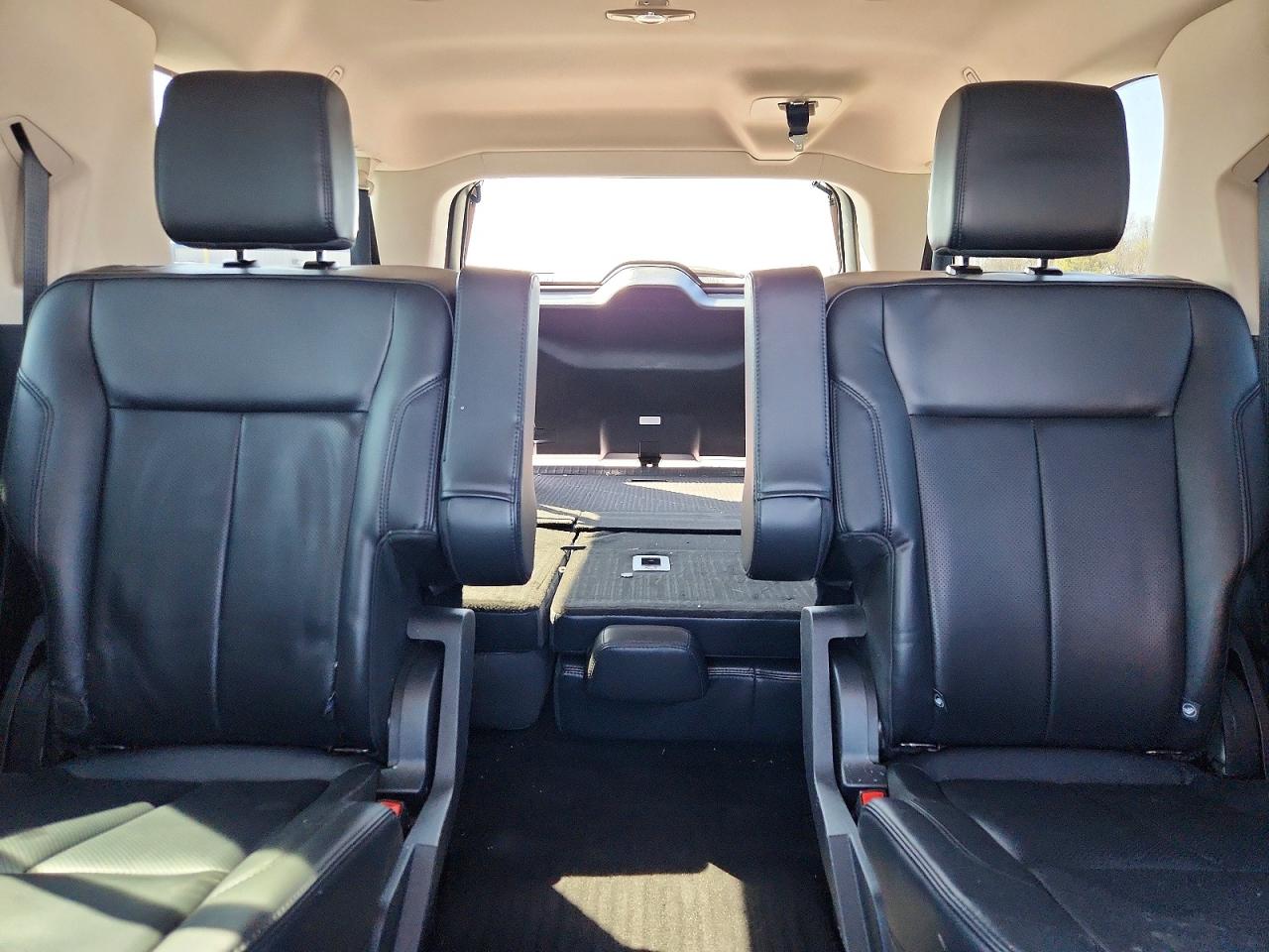 2024 FORD EXPEDITION MAX XLT photo 10