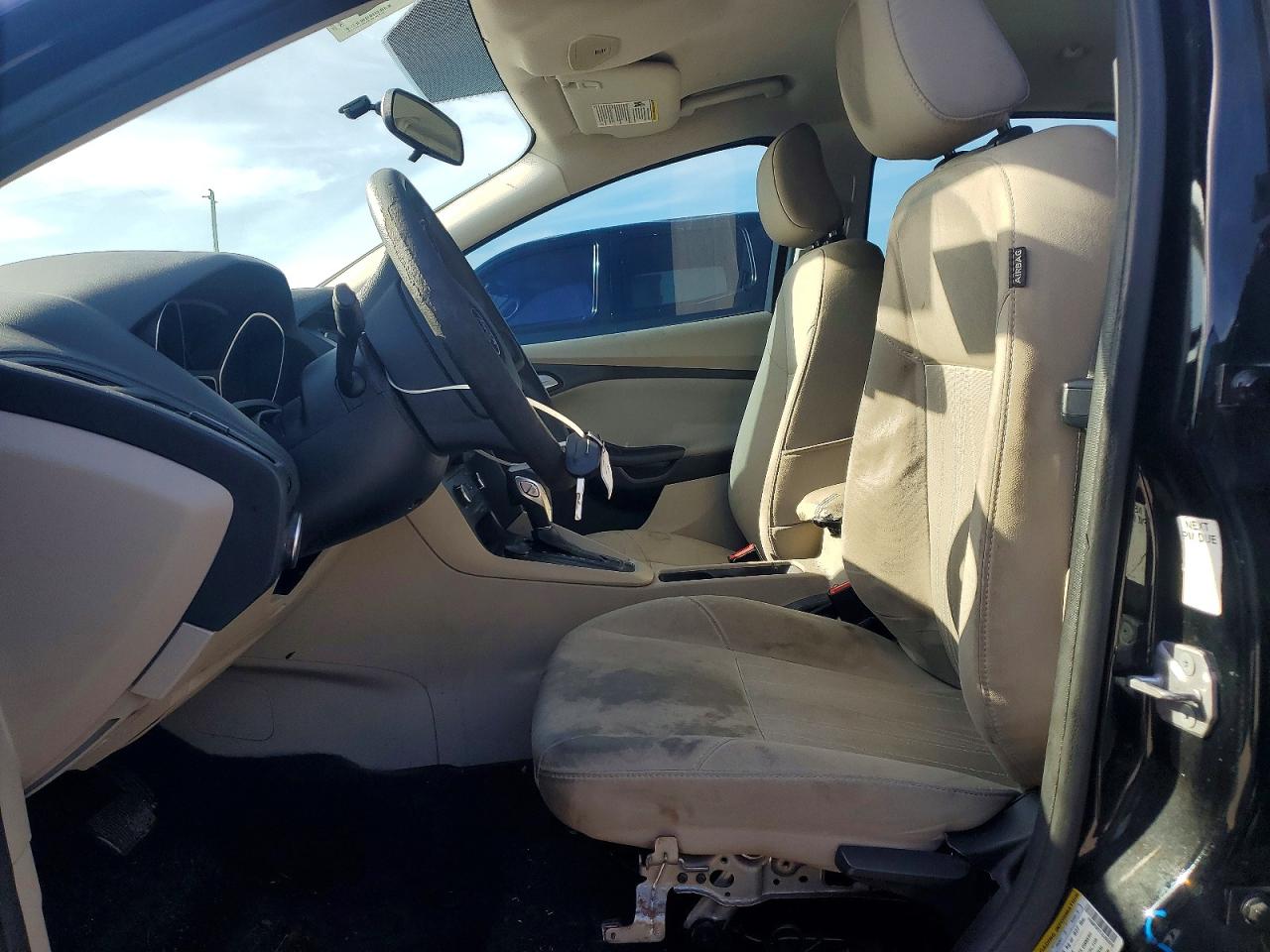2018 FORD FOCUS SE photo 7