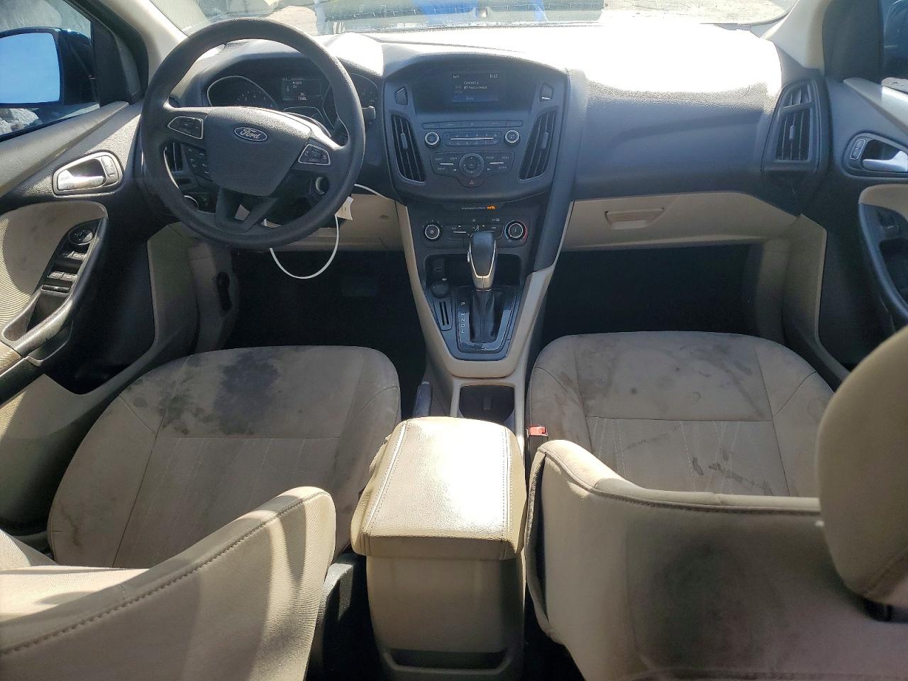 2018 FORD FOCUS SE photo 8
