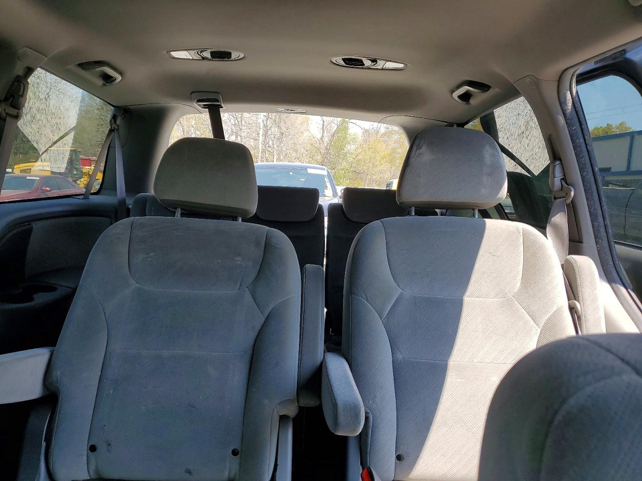 2010 HONDA ODYSSEY LX photo 28