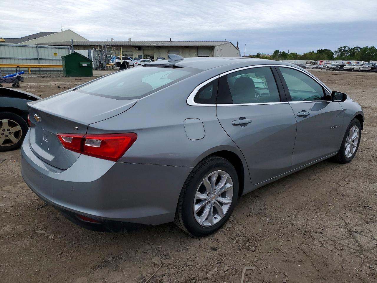 2024 CHEVROLET MALIBU LT photo 7