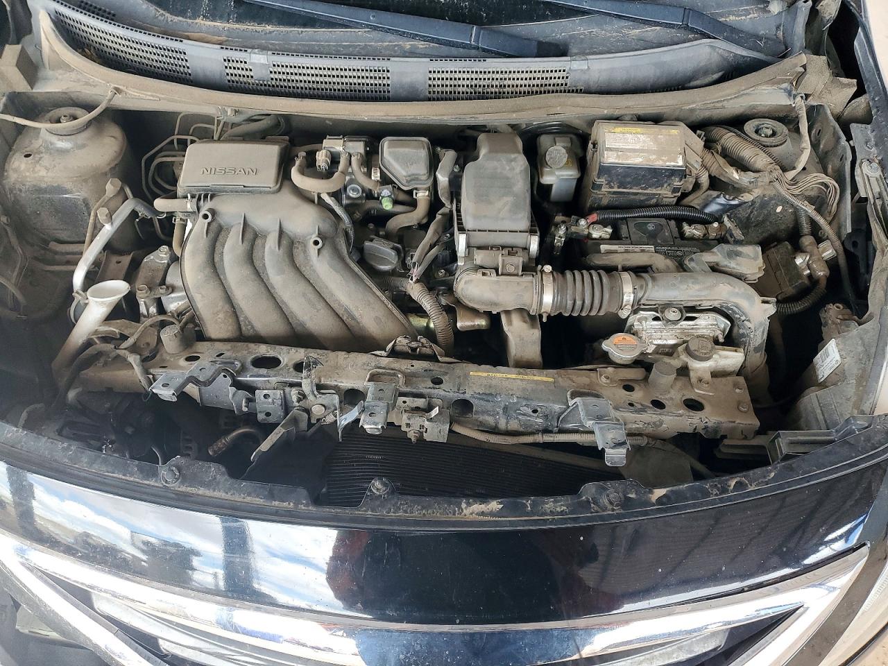 2019 NISSAN VERSA SV photo 31