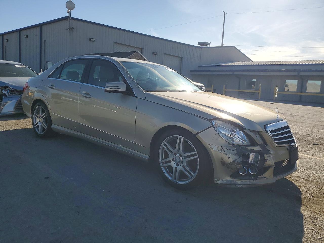 2010 MERCEDES-BENZ E 350 photo 7