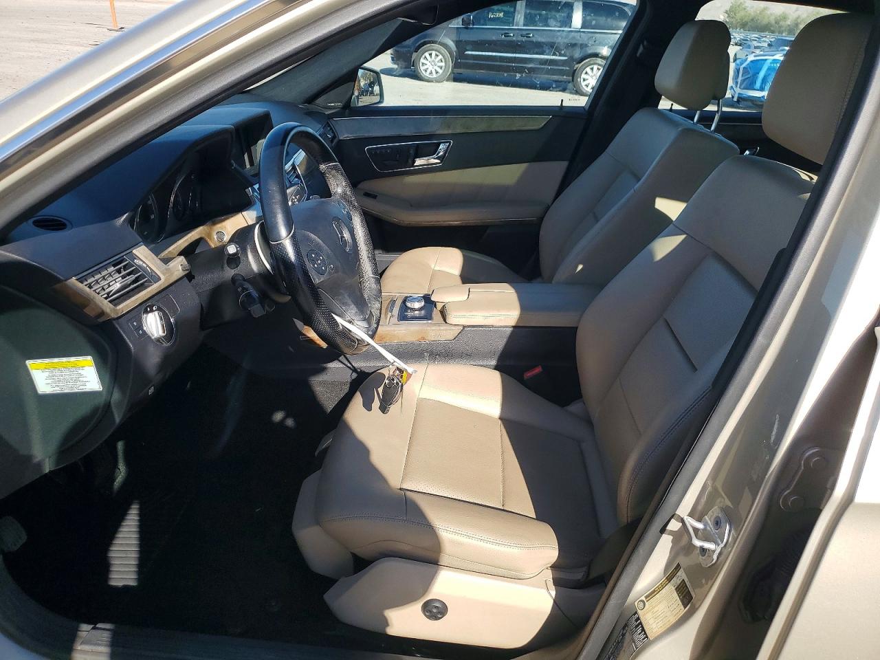 2010 MERCEDES-BENZ E 350 photo 13