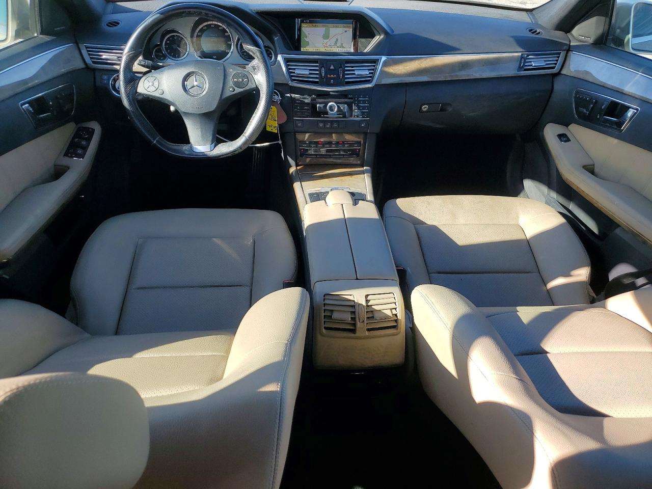 2010 MERCEDES-BENZ E 350 photo 15
