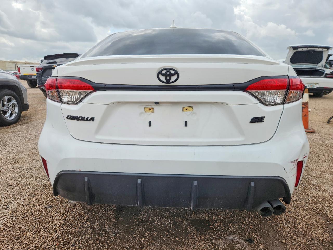 2023 TOYOTA COROLLA SE photo 16