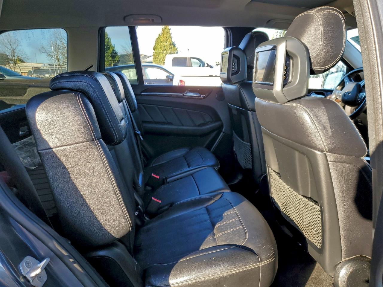 2015 MERCEDES-BENZ GL 450 4MATIC photo 11