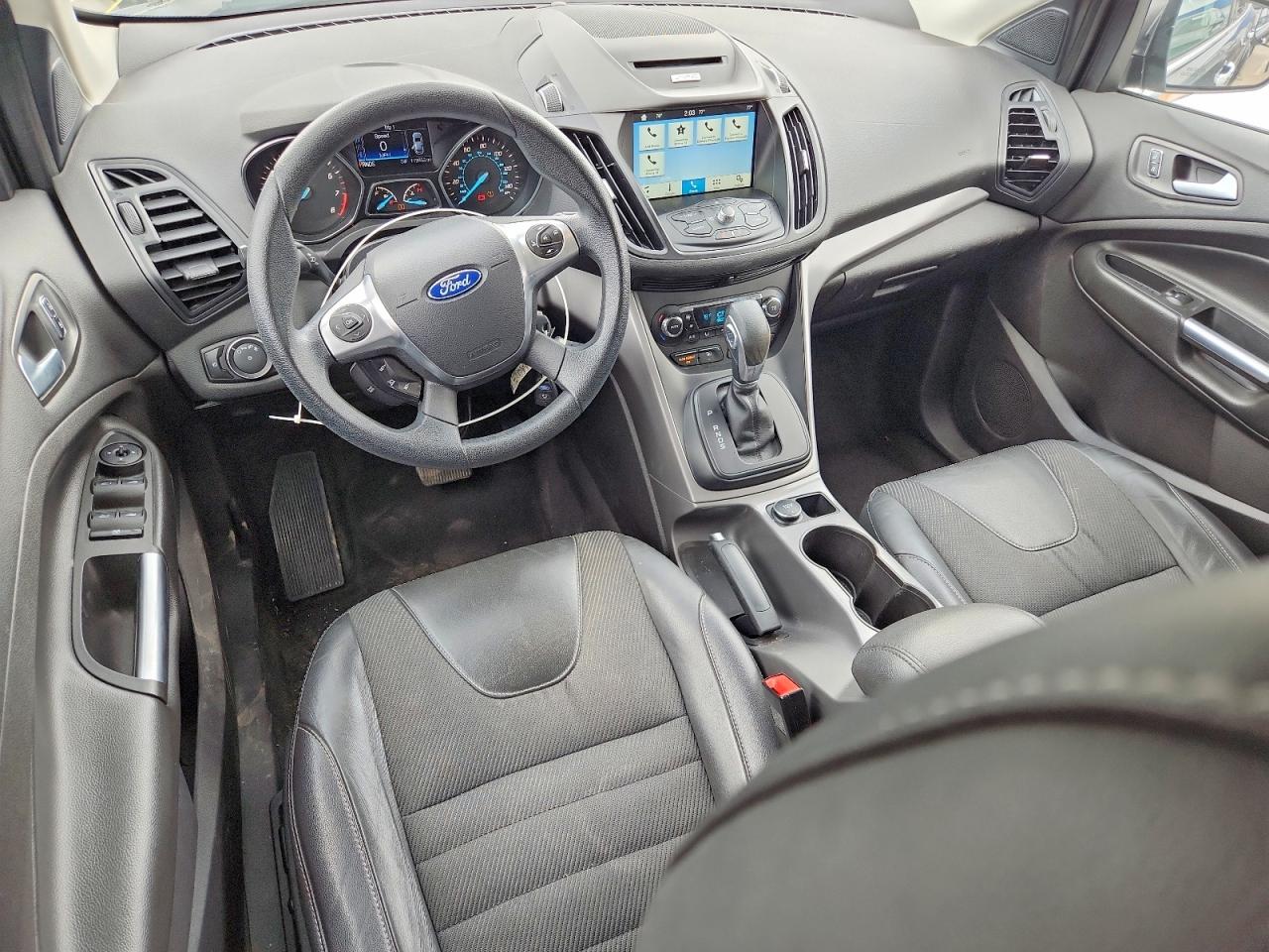 2016 FORD ESCAPE SE photo 22
