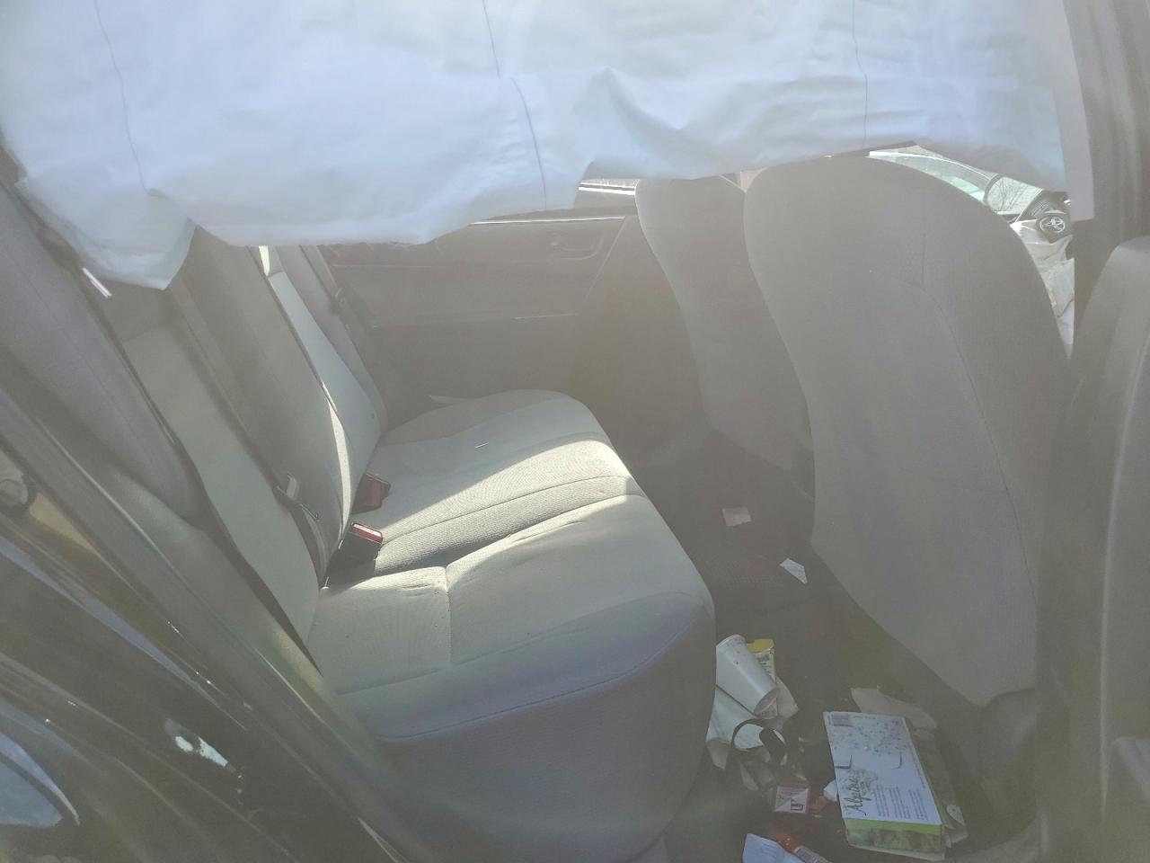 2016 TOYOTA COROLLA L photo 28