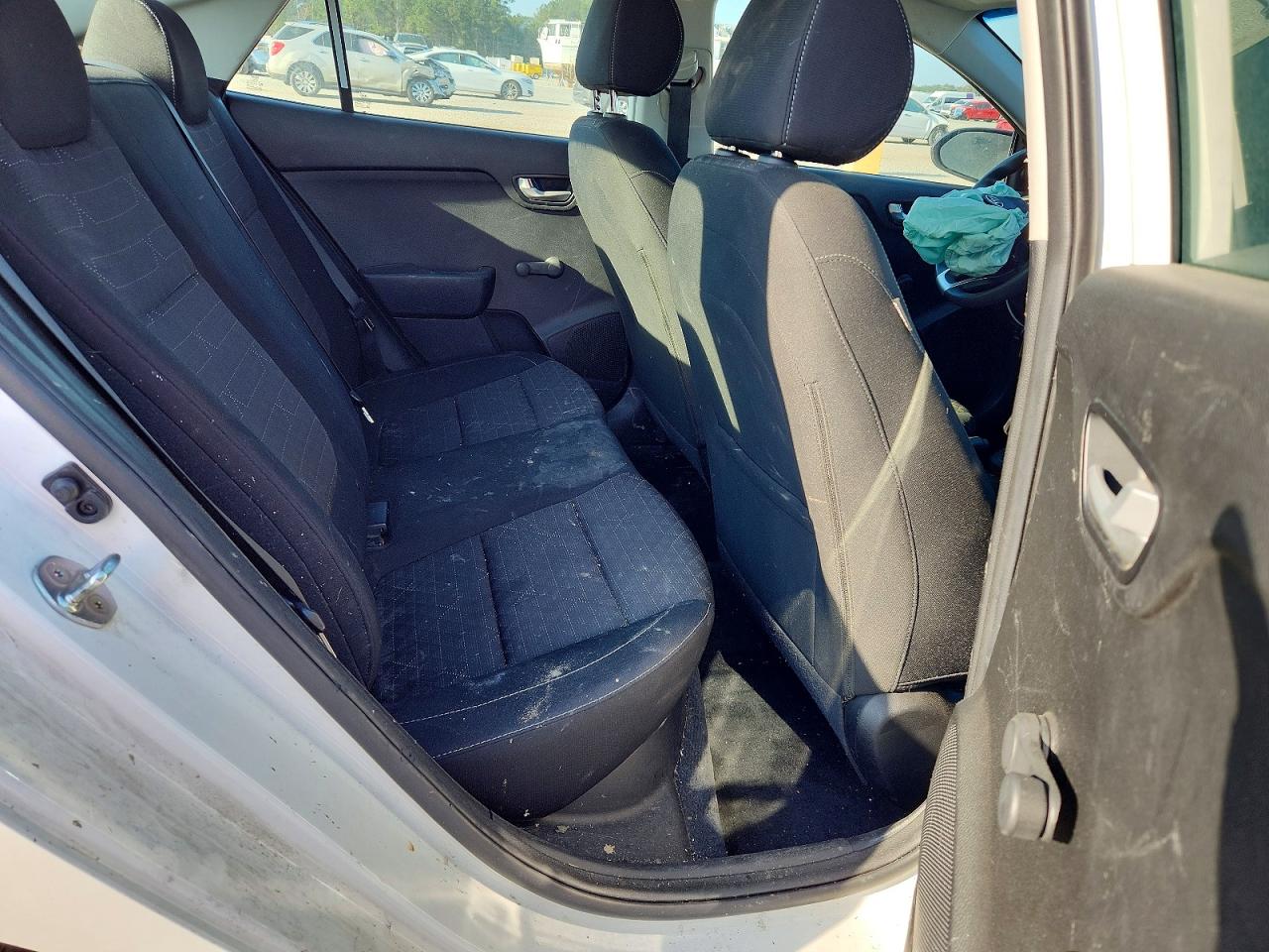 2018 KIA RIO LX photo 19