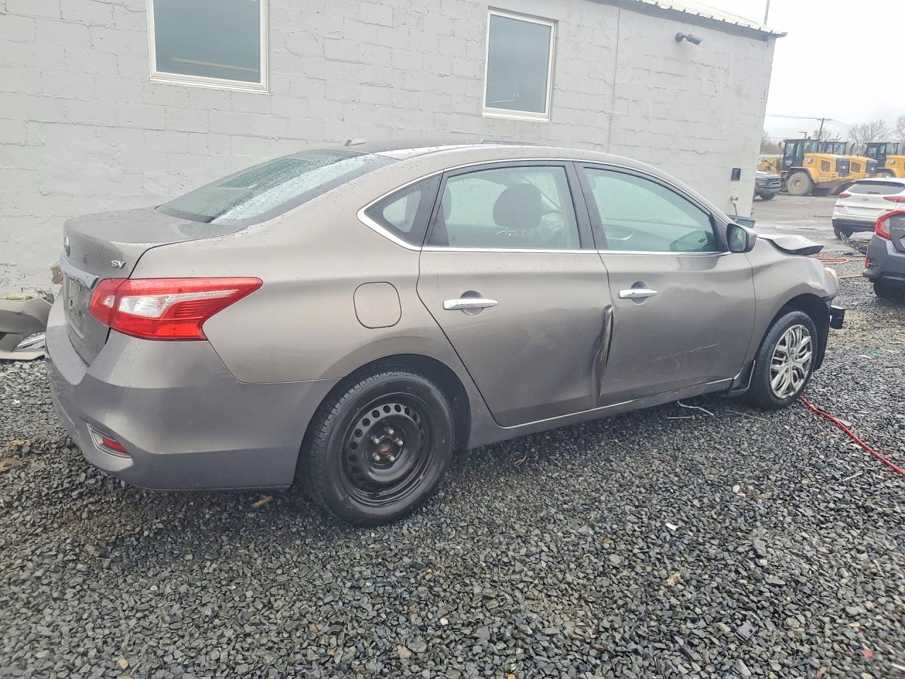 2016 NISSAN SENTRA SV photo 3