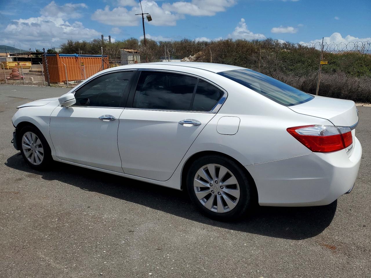 2015 HONDA ACCORD EX photo 2