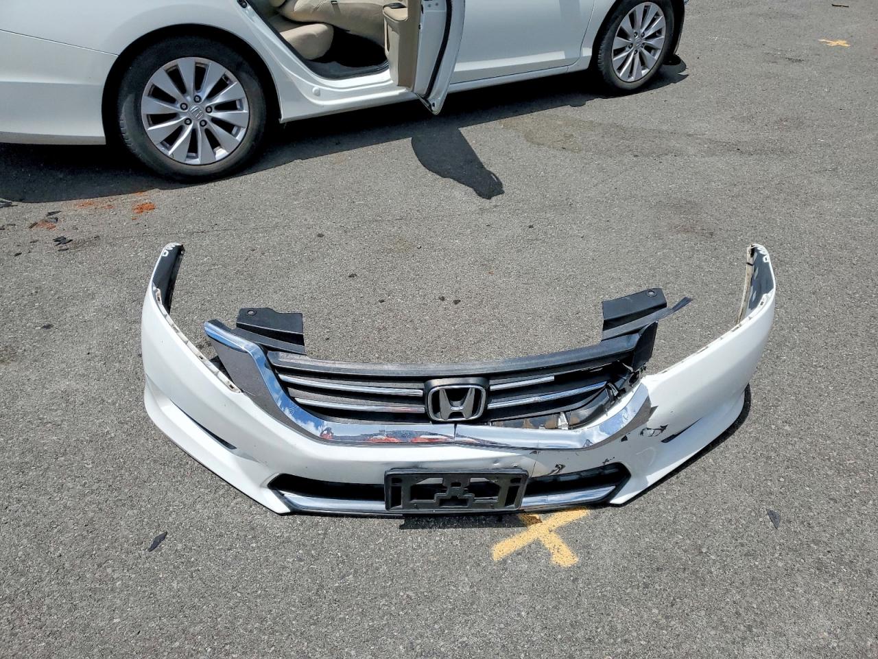 2015 HONDA ACCORD EX photo 12