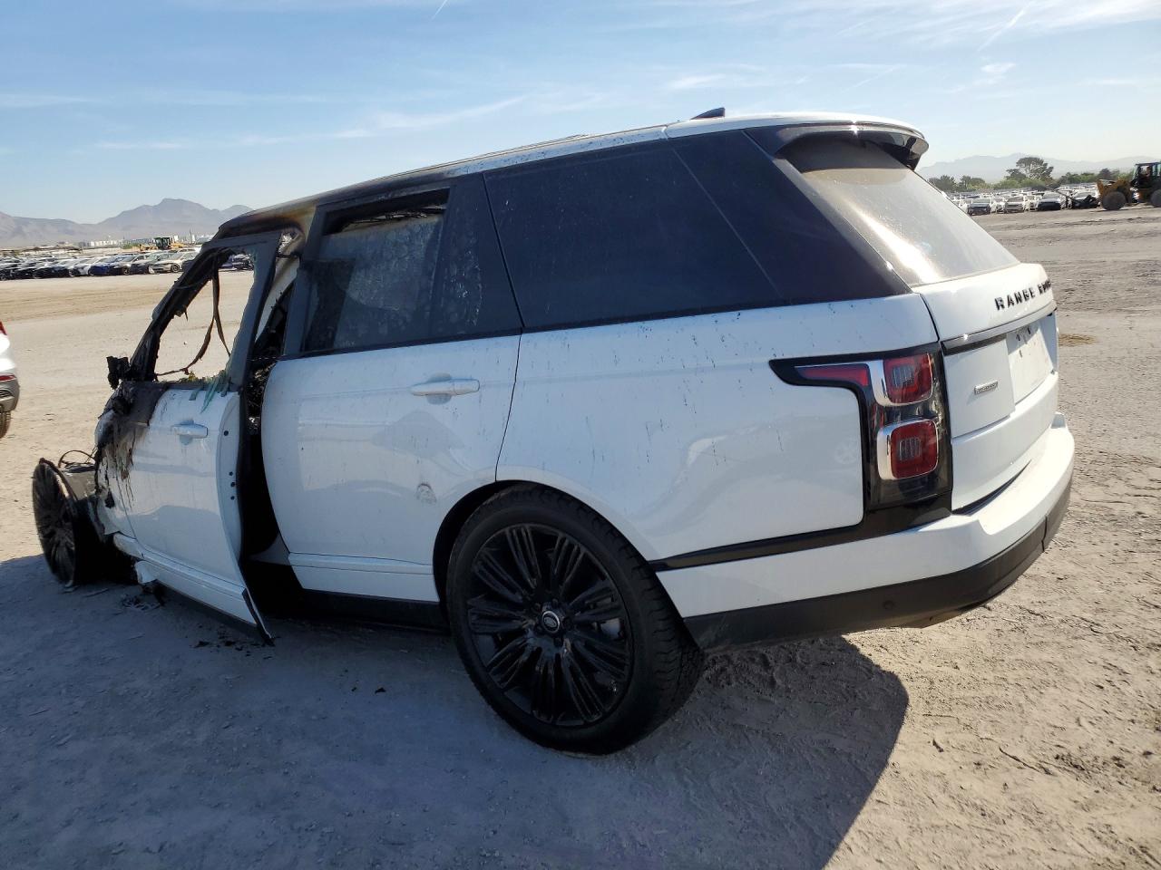2018 LAND ROVER RANGE ROVER SUPERCHARGED photo 4