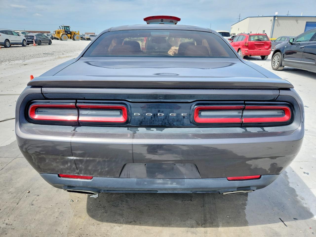 2016 DODGE CHALLENGER SXT photo 11