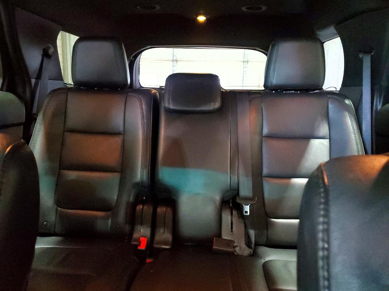 2015 FORD EXPLORER XLT photo 28