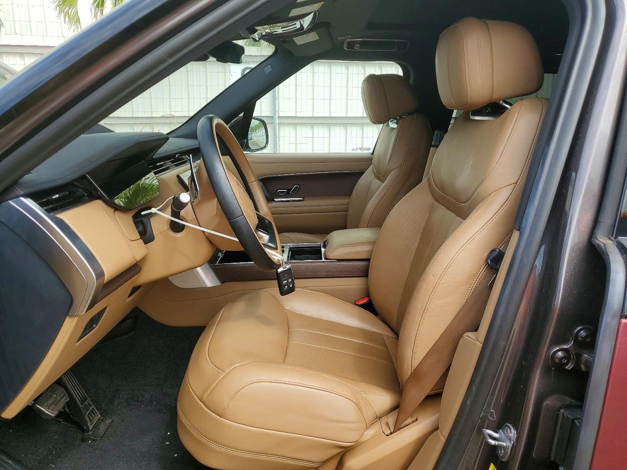 2023 LAND ROVER RANGE ROVER SE photo 13