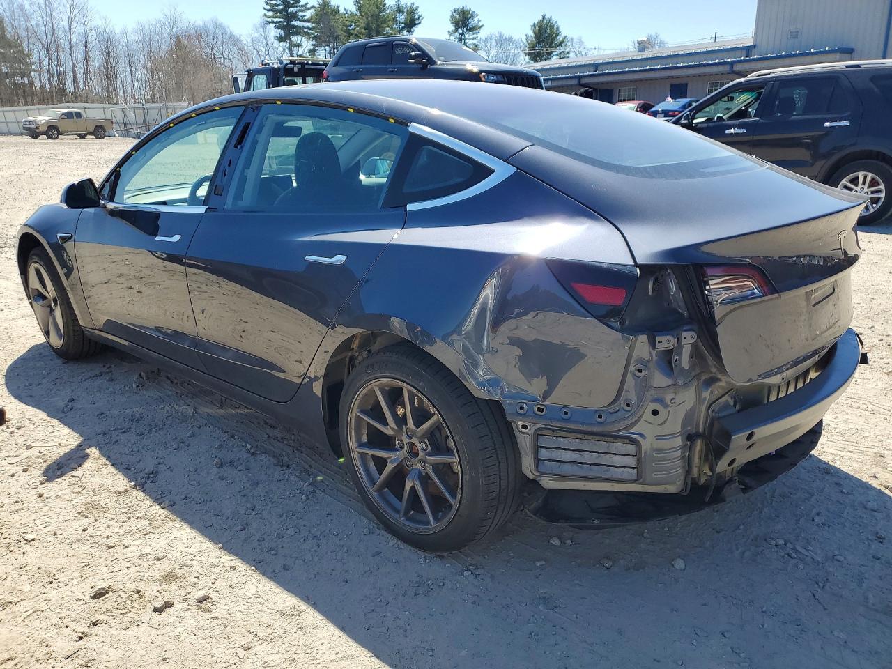 2018 TESLA MODEL 3 photo 4