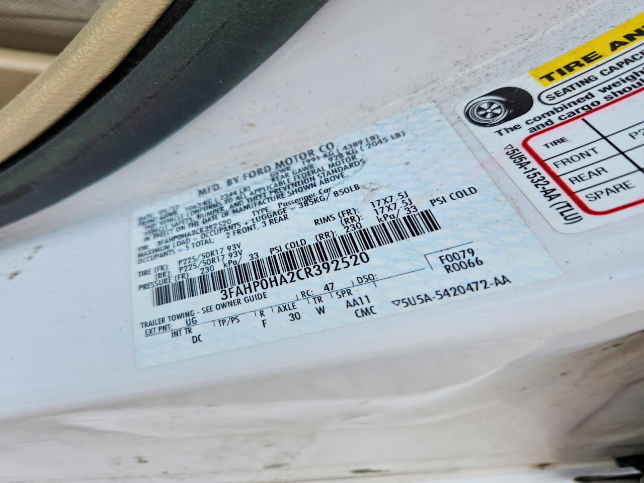 2012 FORD FUSION SE photo 23
