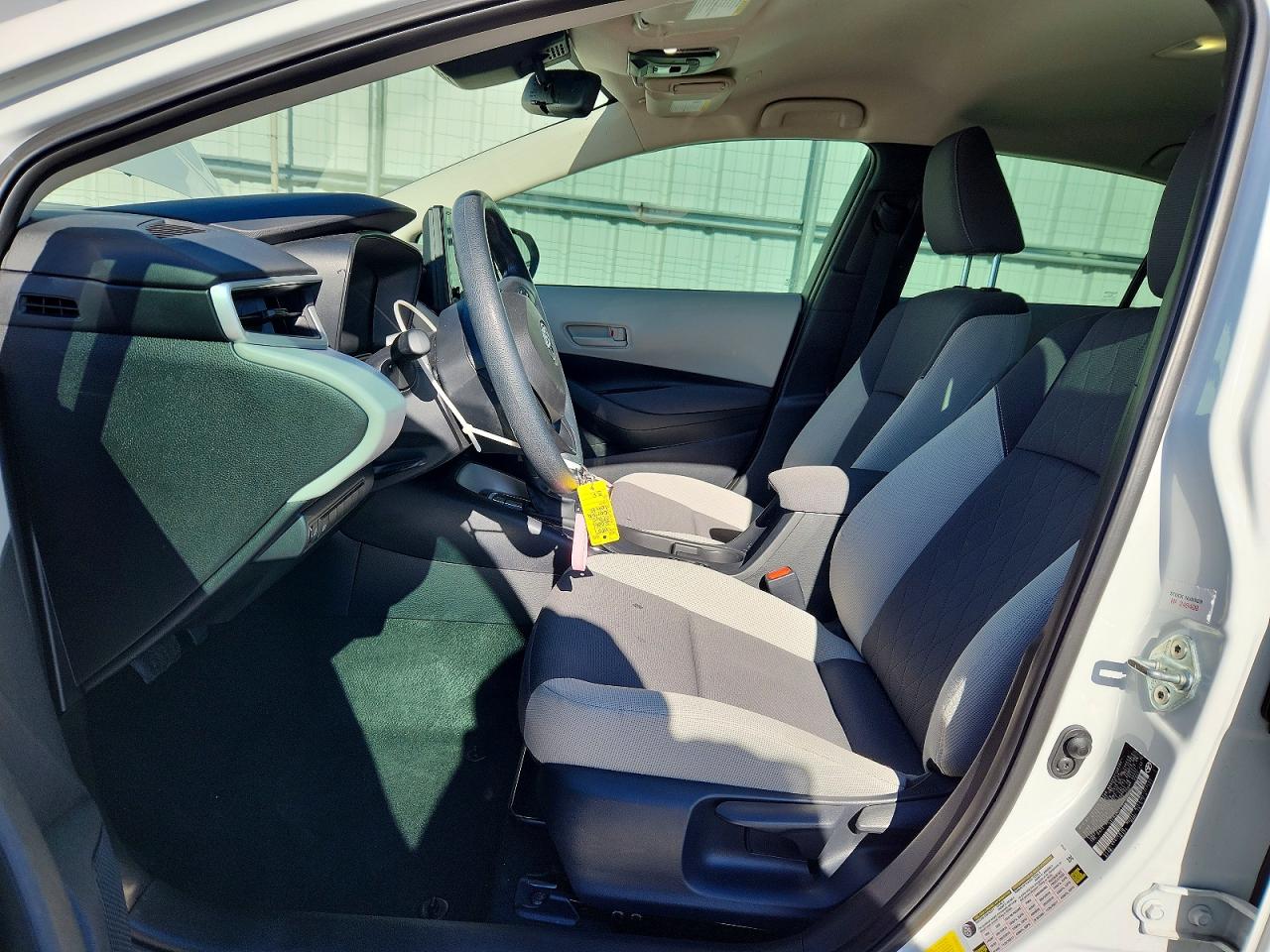 2024 TOYOTA COROLLA LE photo 13