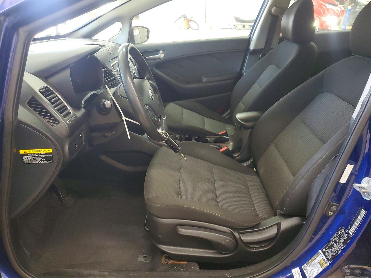 2017 KIA FORTE LX photo 19