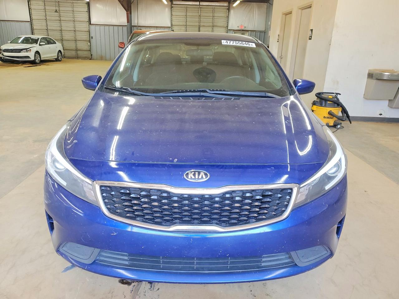 2017 KIA FORTE LX photo 13