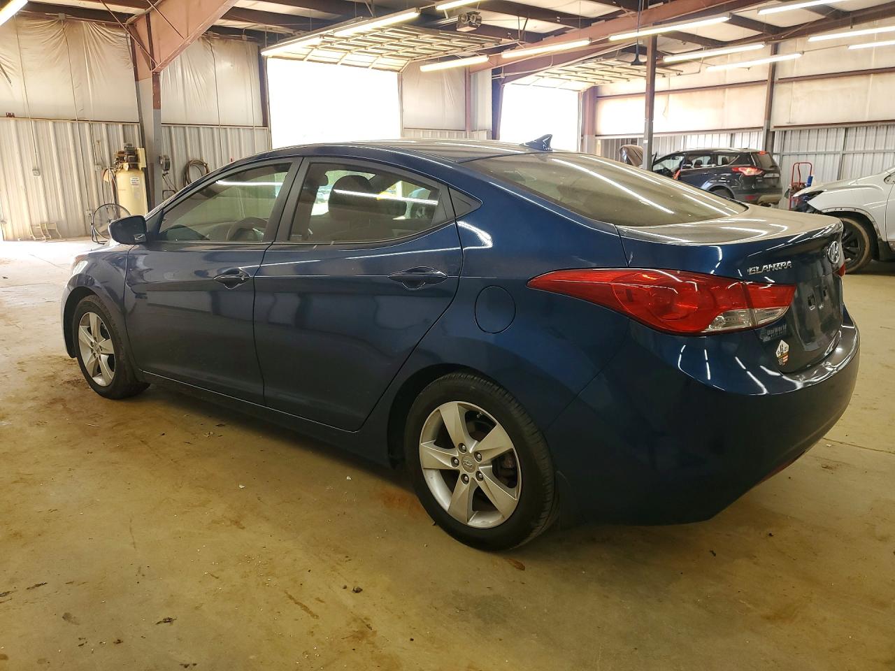 2013 HYUNDAI ELANTRA GLS photo 2