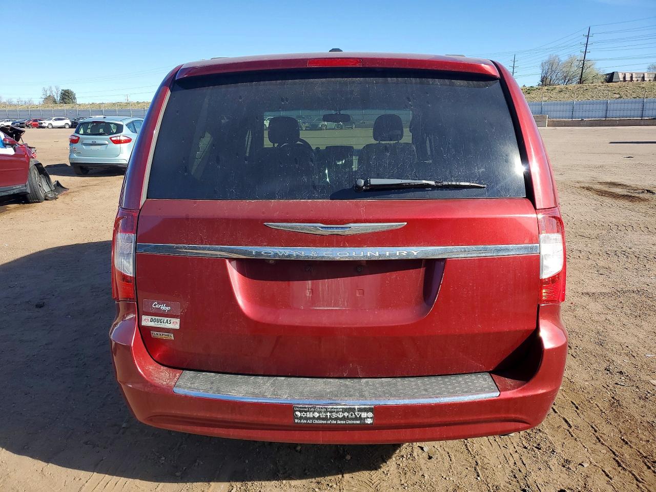 2012 CHRYSLER TOWN & COUNTRY TOURING photo 11