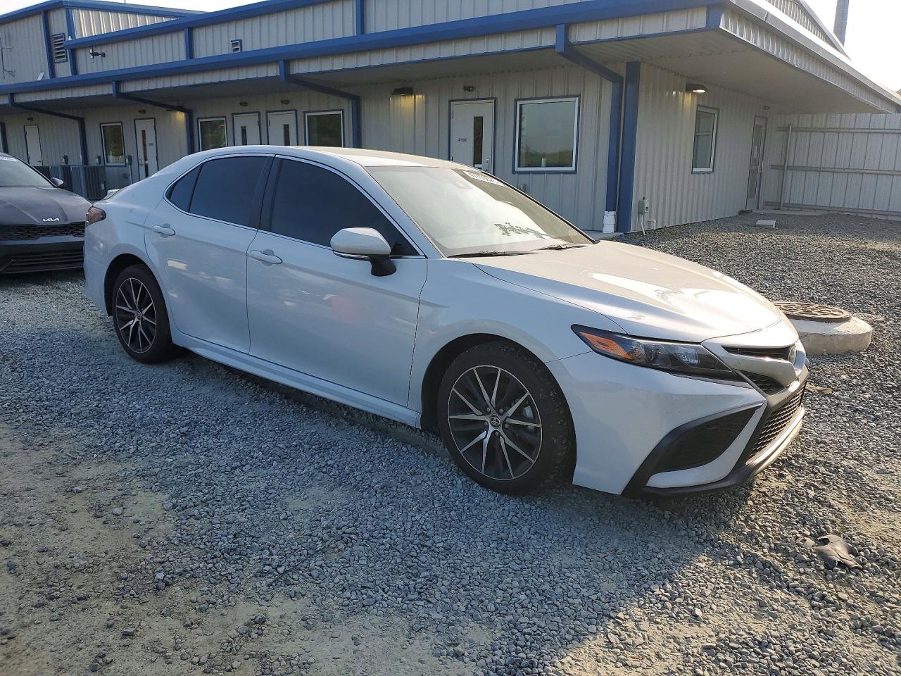 2024 TOYOTA CAMRY SE photo 10