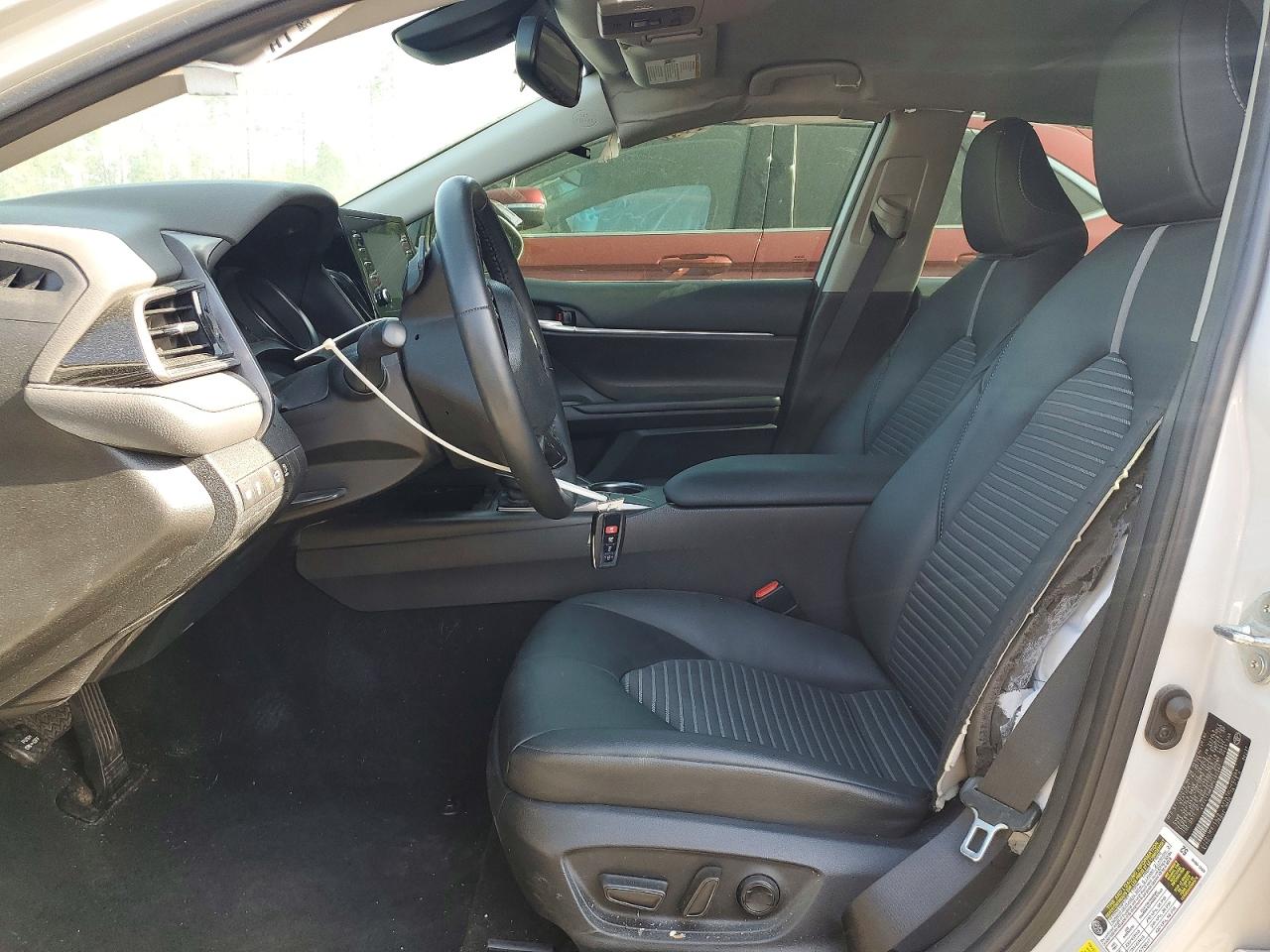 2024 TOYOTA CAMRY SE photo 19