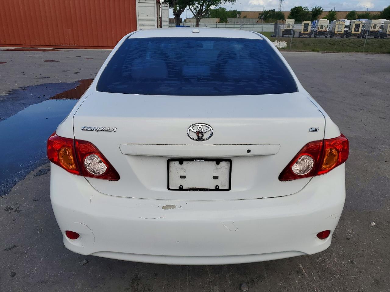 2010 TOYOTA COROLLA LE photo 6