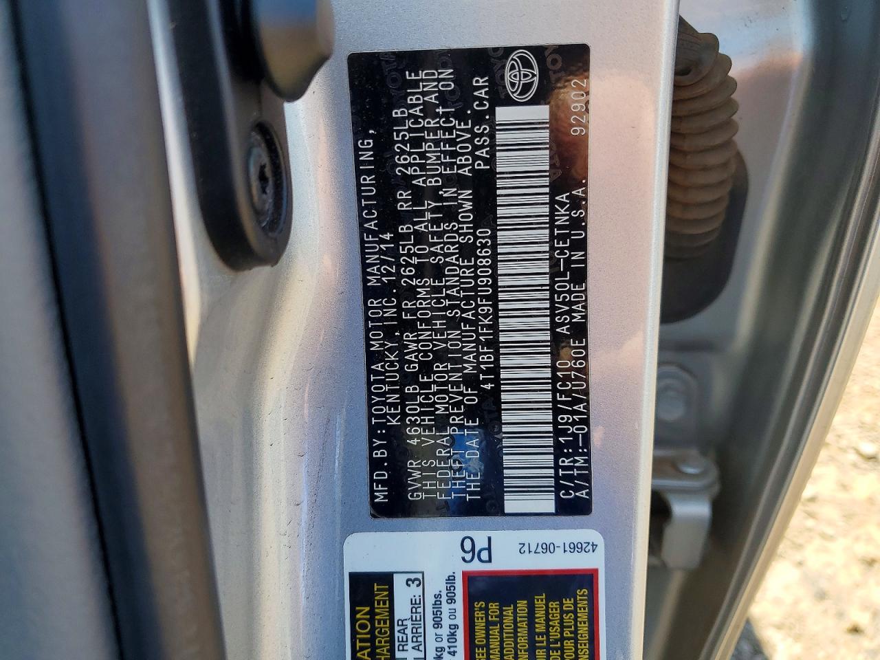 2015 TOYOTA CAMRY LE photo 23