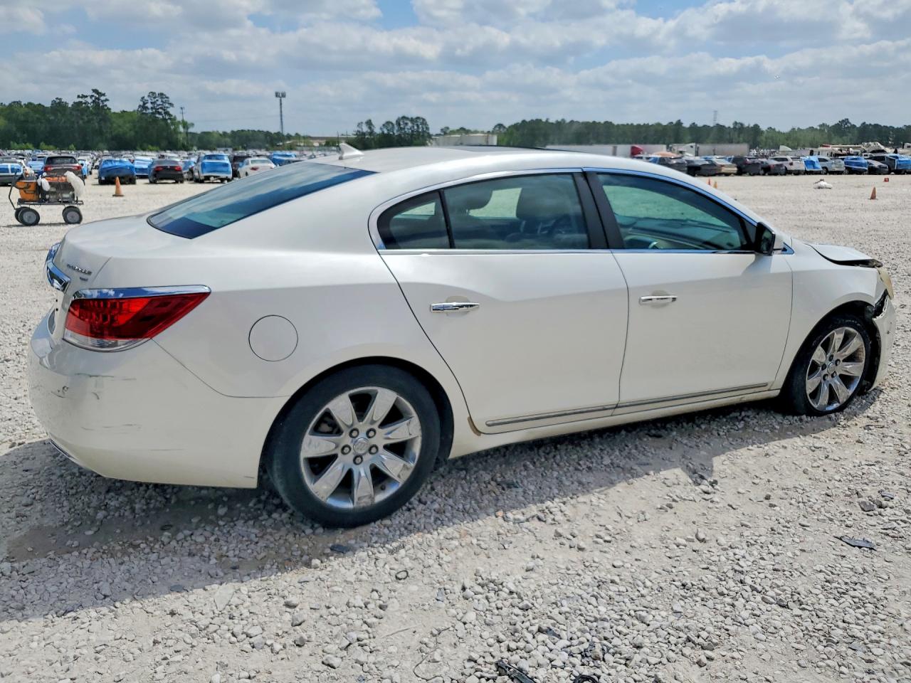 2011 BUICK LACROSSE CXS photo 5
