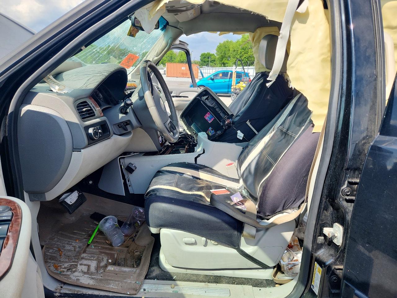 2008 CHEVROLET SUBURBAN C1500 LS photo 13
