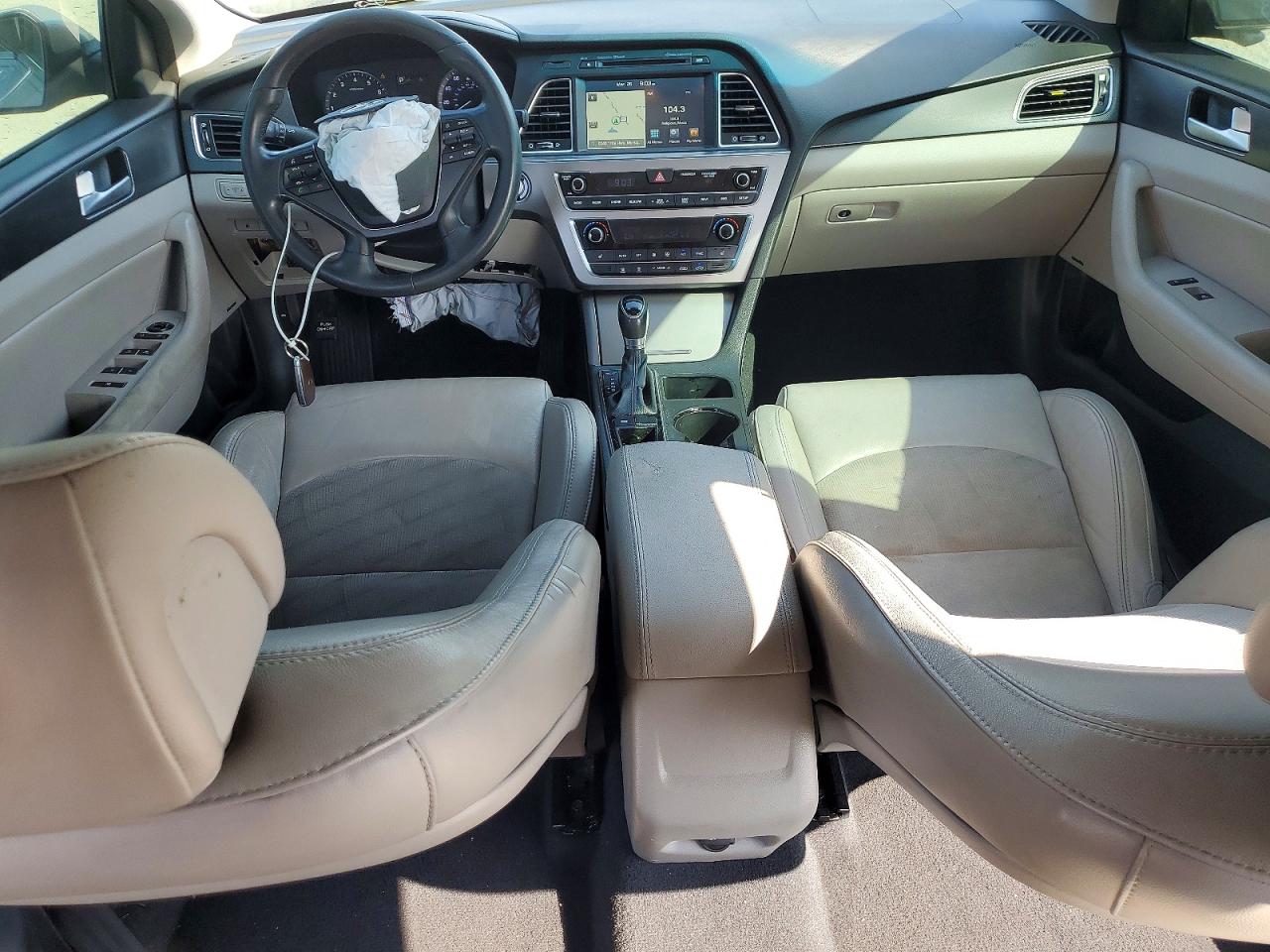 2015 HYUNDAI SONATA SPORT photo 15