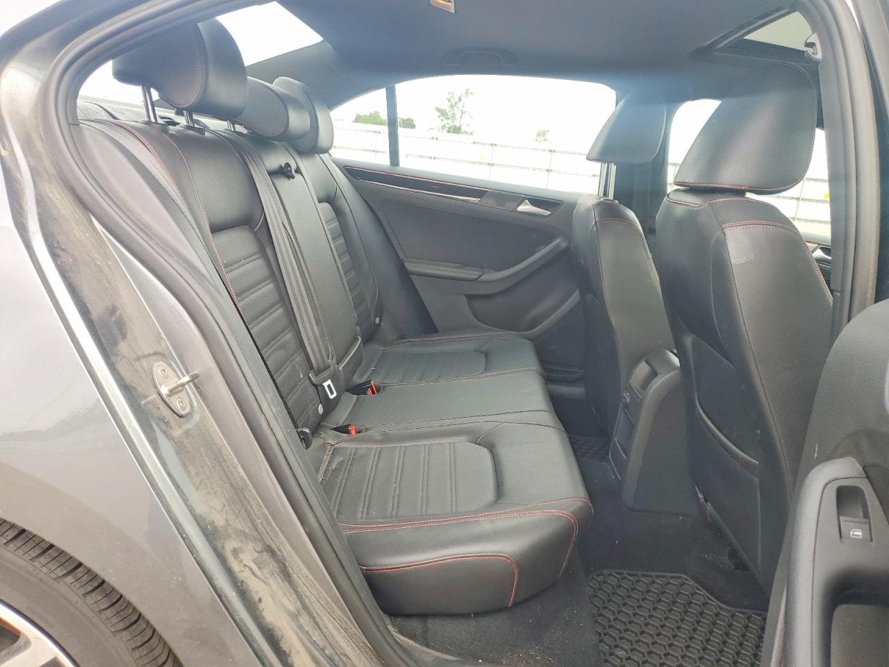 2018 VOLKSWAGEN JETTA photo 19