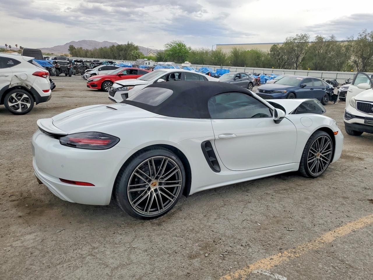 2020 PORSCHE BOXSTER BASE photo 3