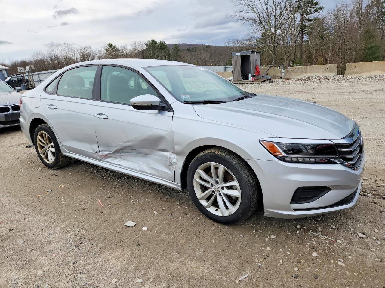 2021 VOLKSWAGEN PASSAT S photo 10