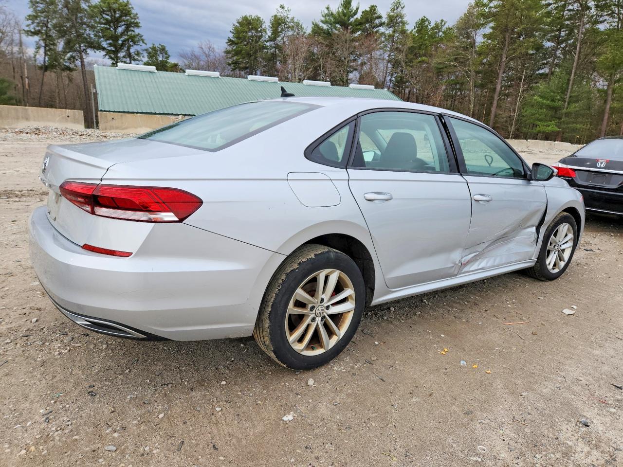2021 VOLKSWAGEN PASSAT S photo 7